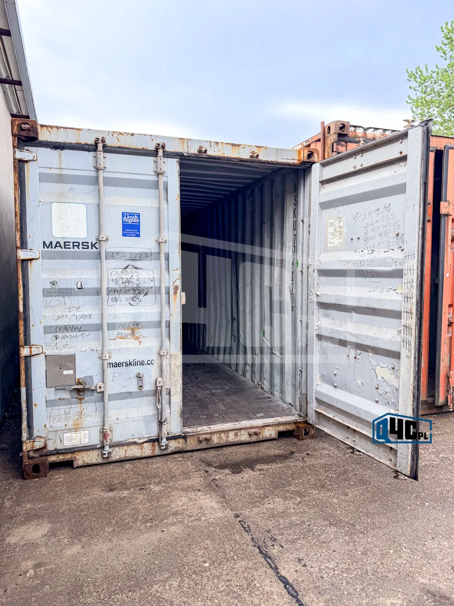 Read more about the article Kontener magazynowy morski 6m / 20 ft. (82)