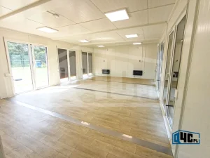 Modułowa świetlica kontenerowa w Cybulicach - wnętrze