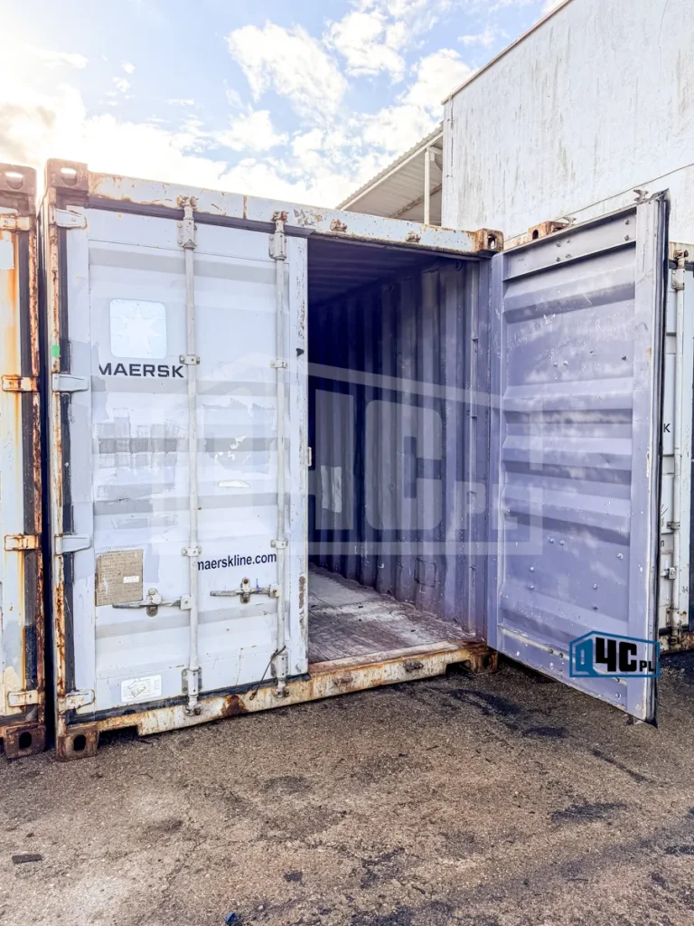 Read more about the article Kontener magazynowy morski 6m / 20 ft. (104)
