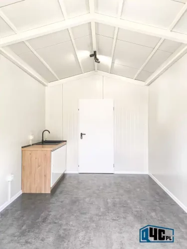 Kontener socjalny - wnętrze z aneksem kuchennym